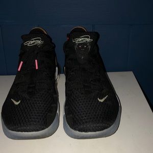 Lebron 16 low “Soundtrack”